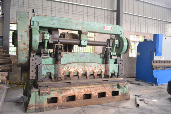 �C���O��