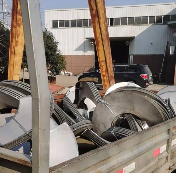 700&times;41.5&times;12������S�������~Ƭ�b܇�ꮅ�ʂ�l(f��)؛