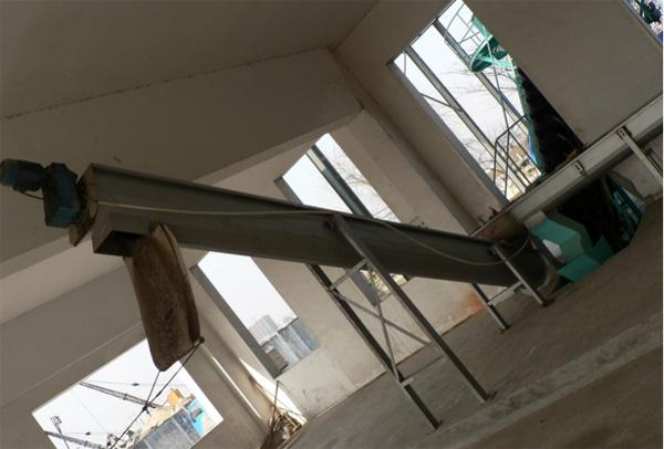 U�Ͳ�ʽ����ݔ�͙C�����r�Aб�Ƕȵ�ע�����